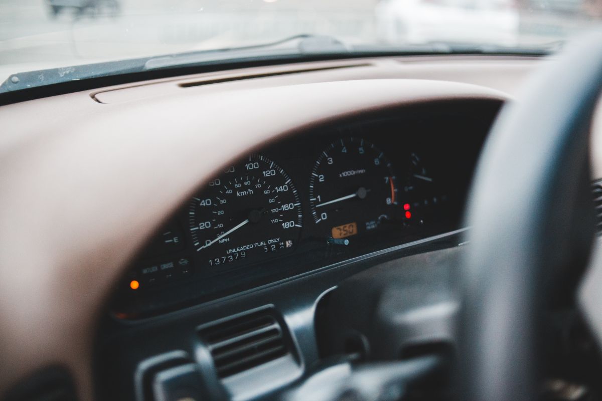 Auto pecas comprar na internet ou buscar uma loja